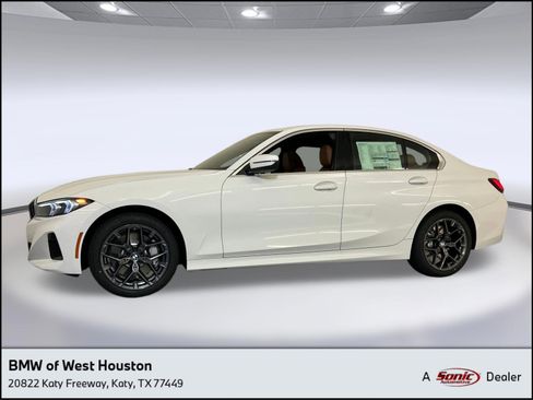 Used 2025 BMW 330i xDrive Sedan w/ Premium Package AWD/4WD image 1