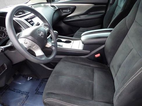 Used 2017 Nissan Murano S image 10