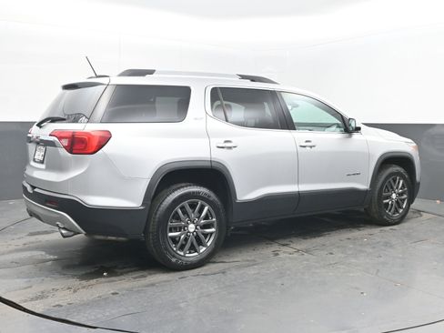 Used 2019 GMC Acadia SLT image 7