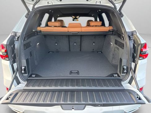 New 2026 BMW X5 xDrive40i w/ Climate Comfort Package image 23