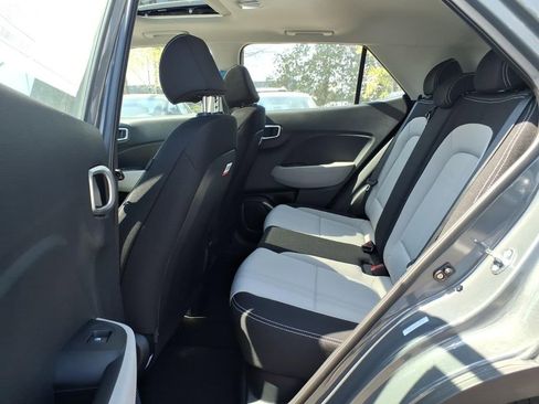 New 2026 Hyundai Venue SEL image 10