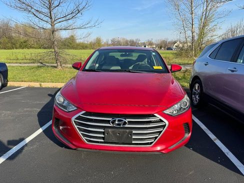 Used 2018 Hyundai Elantra SEL image 3