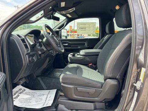 New 2026 RAM 3500 Big Horn AWD/4WD image 15