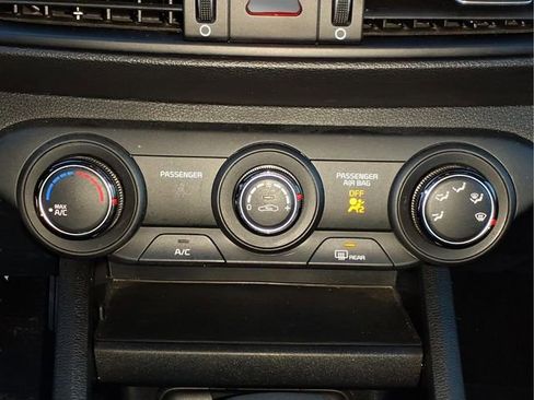 Used 2023 Kia Forte LXS image 18