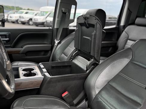 Used 2018 GMC Sierra 2500 Denali AWD/4WD image 26
