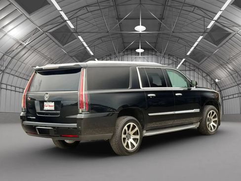 Used 2015 Cadillac Escalade ESV 2WD image 7