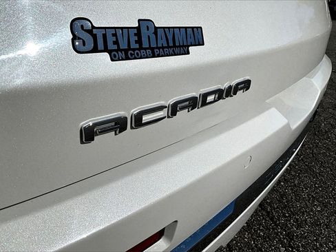 Used 2022 GMC Acadia Denali w/ Denali Technology Package image 22