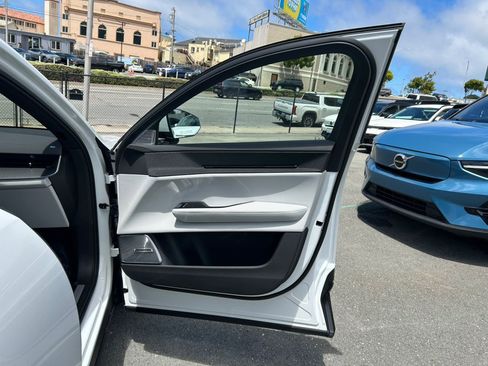 Used 2025 Polestar Polestar 3 AWD/4WD image 36