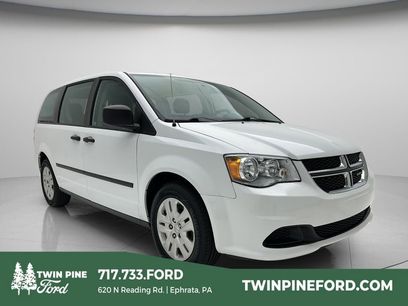 Used 2016 Dodge Grand Caravan American Value Package w/ UConnect Hands-Free Group