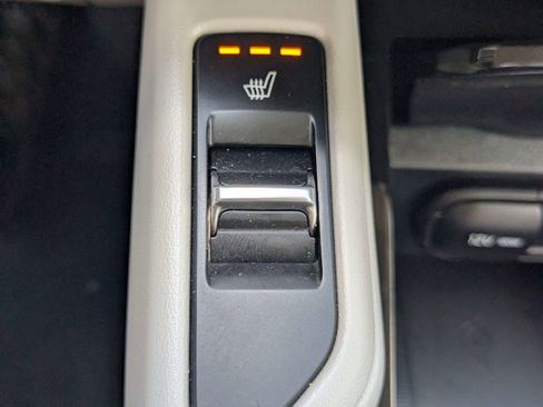 Certified 2024 Kia Telluride S w/ S Sunroof Package FWD image 30
