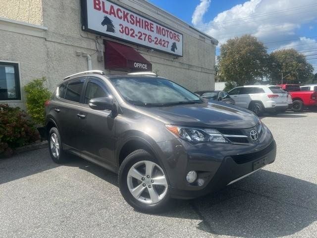 Used 2013 Toyota RAV4 XLE AWD/4WD image 1