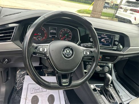 Used 2021 Volkswagen Jetta R-Line w/ R-Line Cold Weather Package image 29