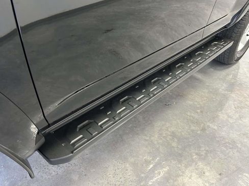 Certified 2024 Toyota 4Runner SR5 AWD/4WD image 9