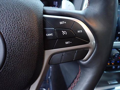 Used 2017 Jeep Grand Cherokee Trailhawk AWD/4WD image 20