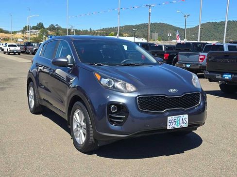 Used 2017 Kia Sportage LX AWD/4WD image 4