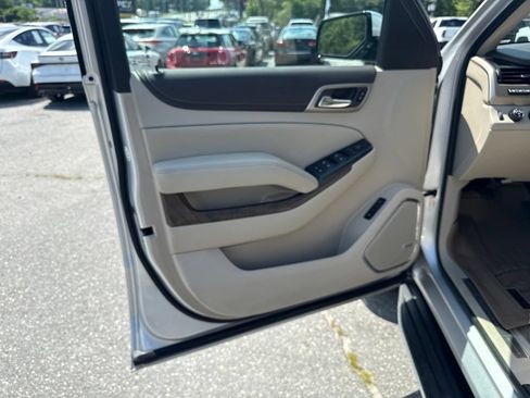 Used 2018 GMC Yukon Denali AWD/4WD image 19