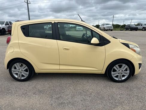 Used 2014 Chevrolet Spark LS FWD image 4