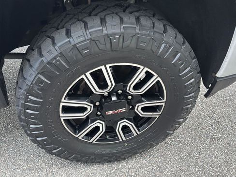 Used 2021 GMC Sierra 2500 AT4 w/ Gooseneck/5TH Wheel Package image 35