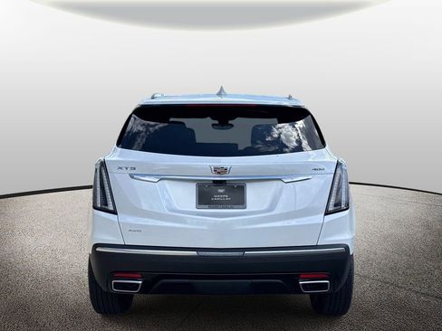 New 2026 Cadillac XT5 Sportv w/ LPO, Floor Liner Package image 3