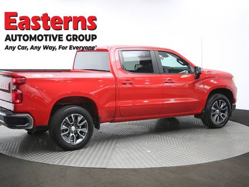 Used 2023 Chevrolet Silverado 1500 LT AWD/4WD image 44