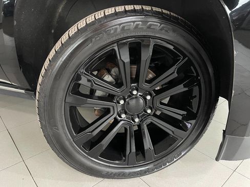 Used 2019 GMC Yukon Denali image 9