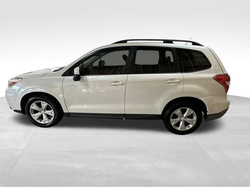 Used 2015 Subaru Forester 2.5i Premium AWD/4WD image 8