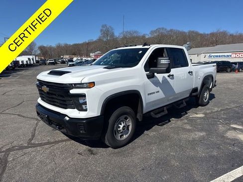 Used 2024 Chevrolet Silverado 2500 W/T w/ WT Convenience Package AWD/4WD image 4
