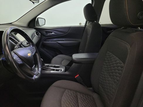 Used 2019 Chevrolet Equinox LT FWD image 17