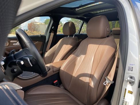 Used 2022 Mercedes-Benz E 450 E 450 w/ Driver Assistance Package image 91