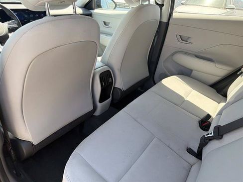 Used 2024 Hyundai Kona SEL FWD image 11