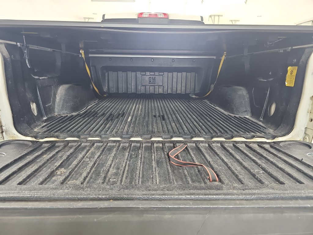 Used 2014 Chevrolet Silverado 1500 LTZ Z71 AWD/4WD image 16
