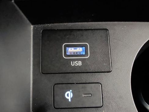 Used 2023 Hyundai Santa Fe SEL Premium image 24