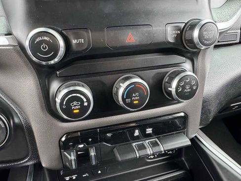 Used 2019 RAM 1500 Big Horn image 32