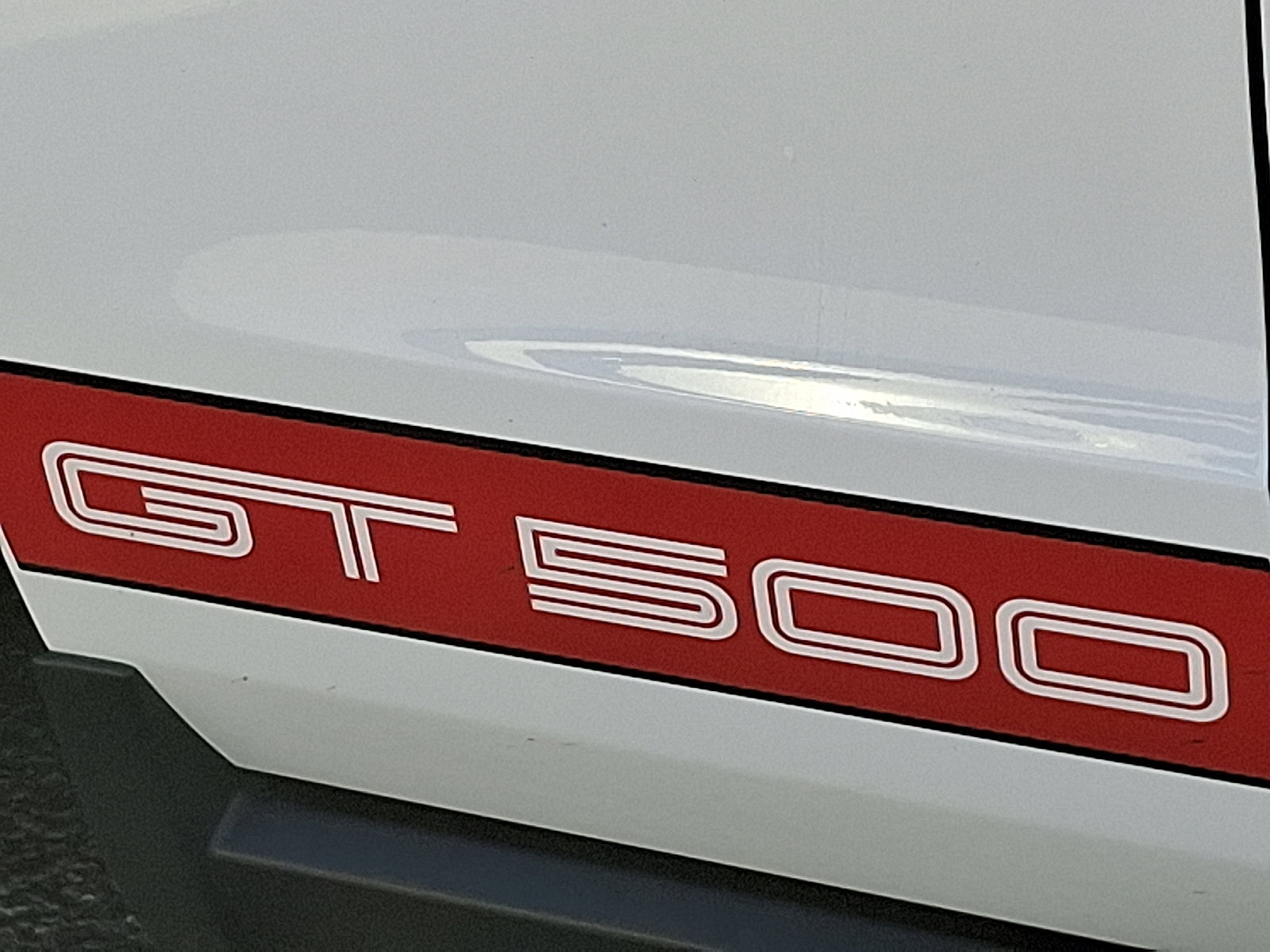 Used 2012 Ford Mustang Shelby GT500 w/ SVT Performance Pkg RWD image 31