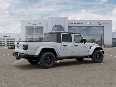 New 2025 Jeep Gladiator Sport AWD/4WD image 18