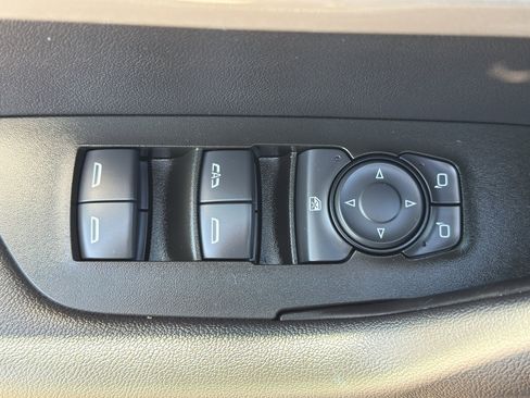Used 2025 Chevrolet Blazer LT AWD/4WD image 12