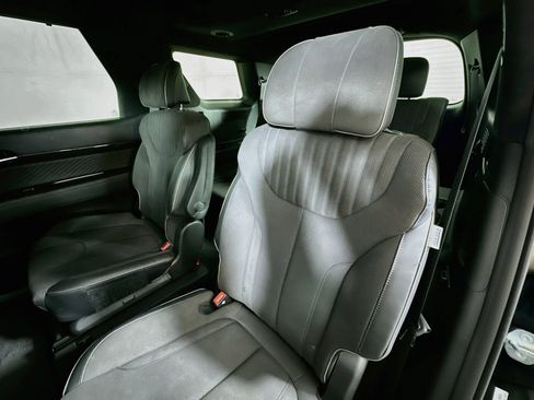 Used 2025 Hyundai Palisade Calligraphy AWD/4WD image 24