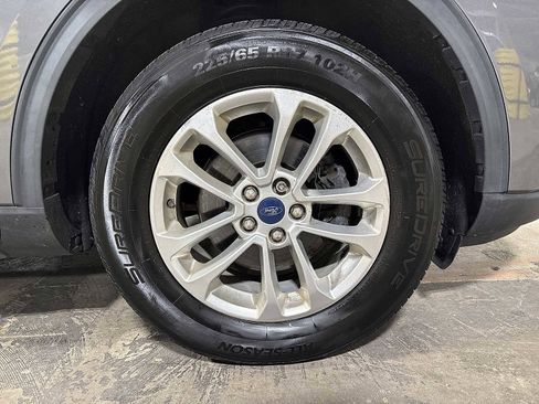 Used 2022 Ford Escape SE image 10
