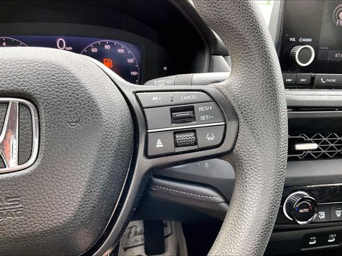 Used 2024 Honda Accord EX image 23