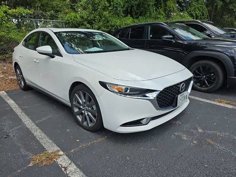 Used 2025 MAZDA MAZDA3 s FWD image 3