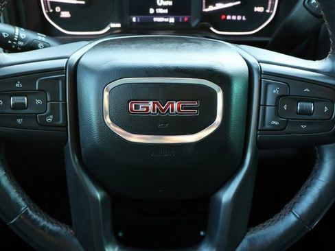Used 2022 GMC Sierra 2500 AT4 image 36