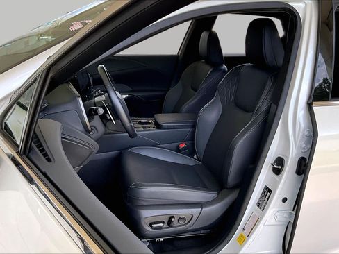 Used 2026 Lexus RX 350 Premium w/ Accessory Package (2T) FWD image 7