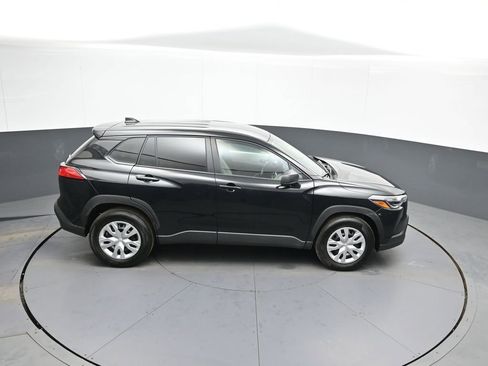 Certified 2025 Toyota Corolla Cross L image 36