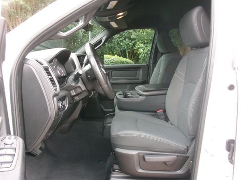 Used 2024 RAM 2500 Tradesman w/ Chrome Appearance Group AWD/4WD image 21