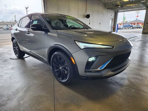 Certified 2025 Buick Envista Sport Touring image 6