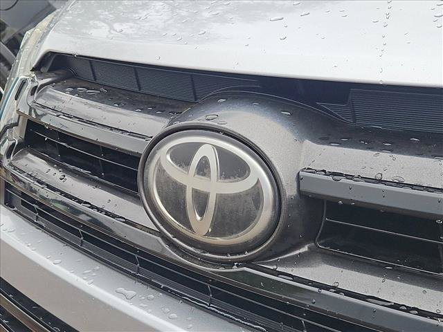 Used 2017 Toyota Highlander SE FWD image 30