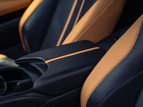 Used 2020 Aston Martin V8 Vantage Coupe RWD image 14