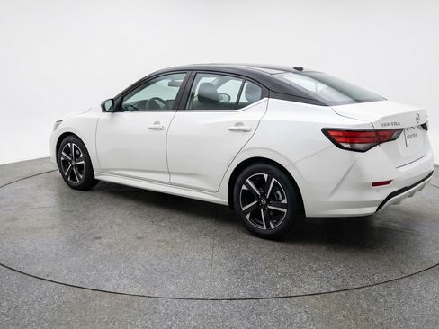 Used 2025 Nissan Sentra SV FWD image 6