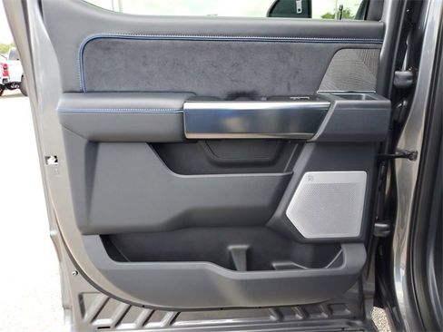 New 2025 Ford F250 Platinum image 15