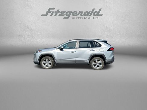 Used 2020 Toyota RAV4 Limited w/ All Weather Liner Package AWD/4WD image 4